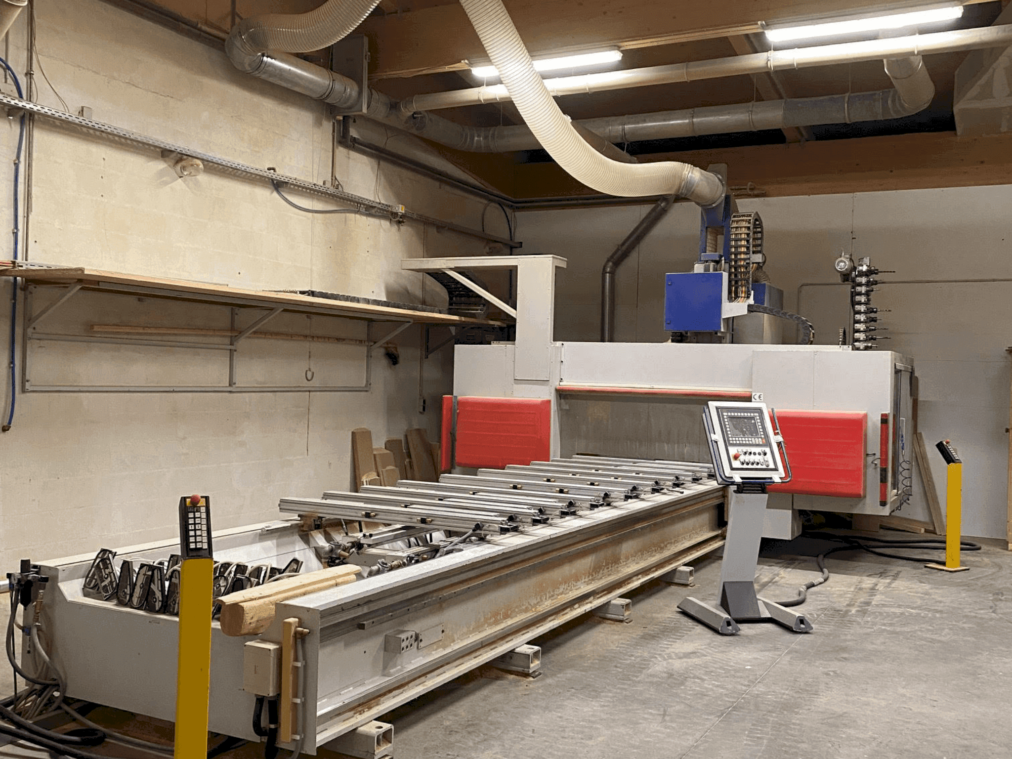 Front view of MAKA FPM 470 machine