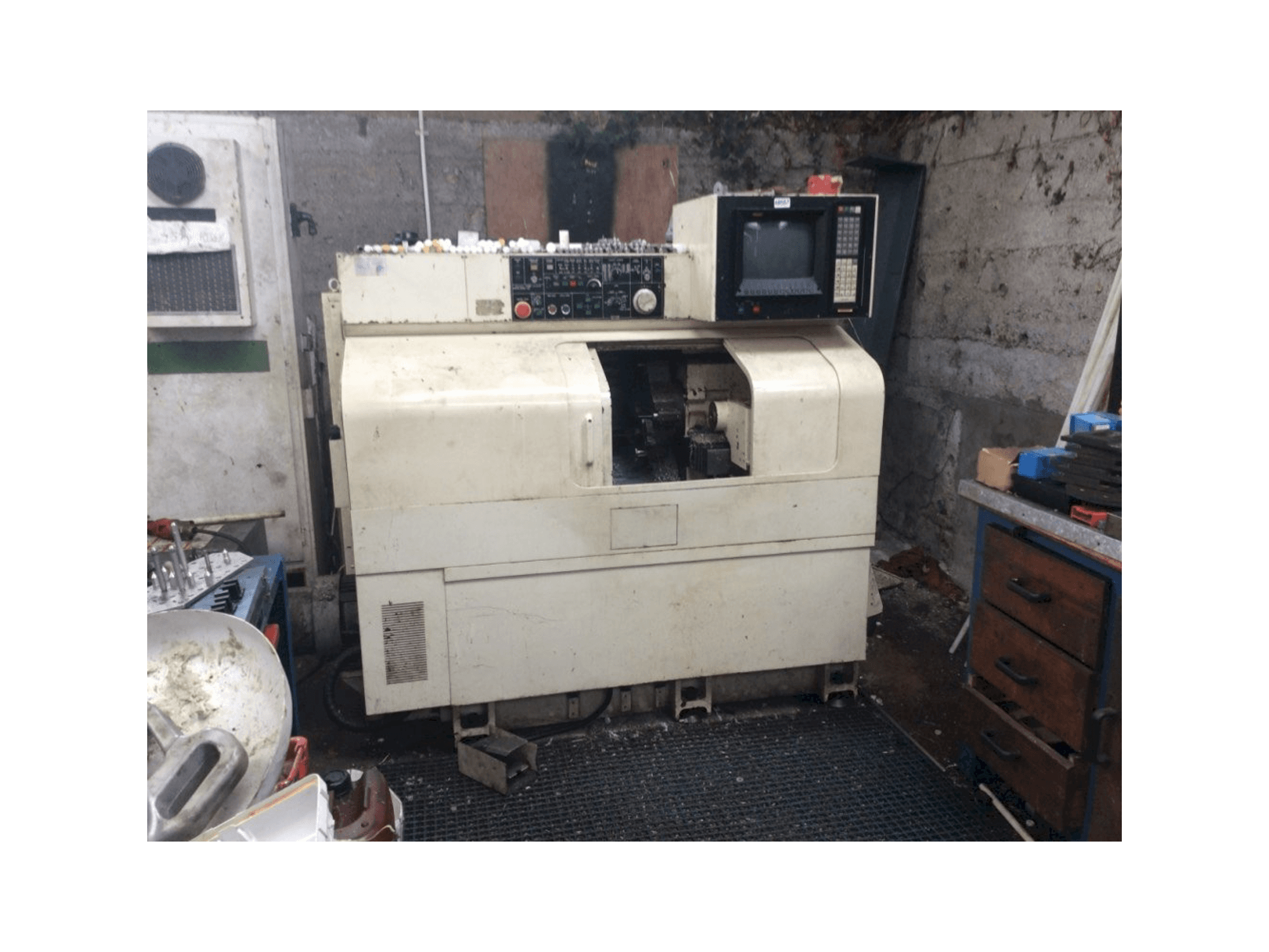 Front view of NAKAMURA-TOME TMC-15 machine