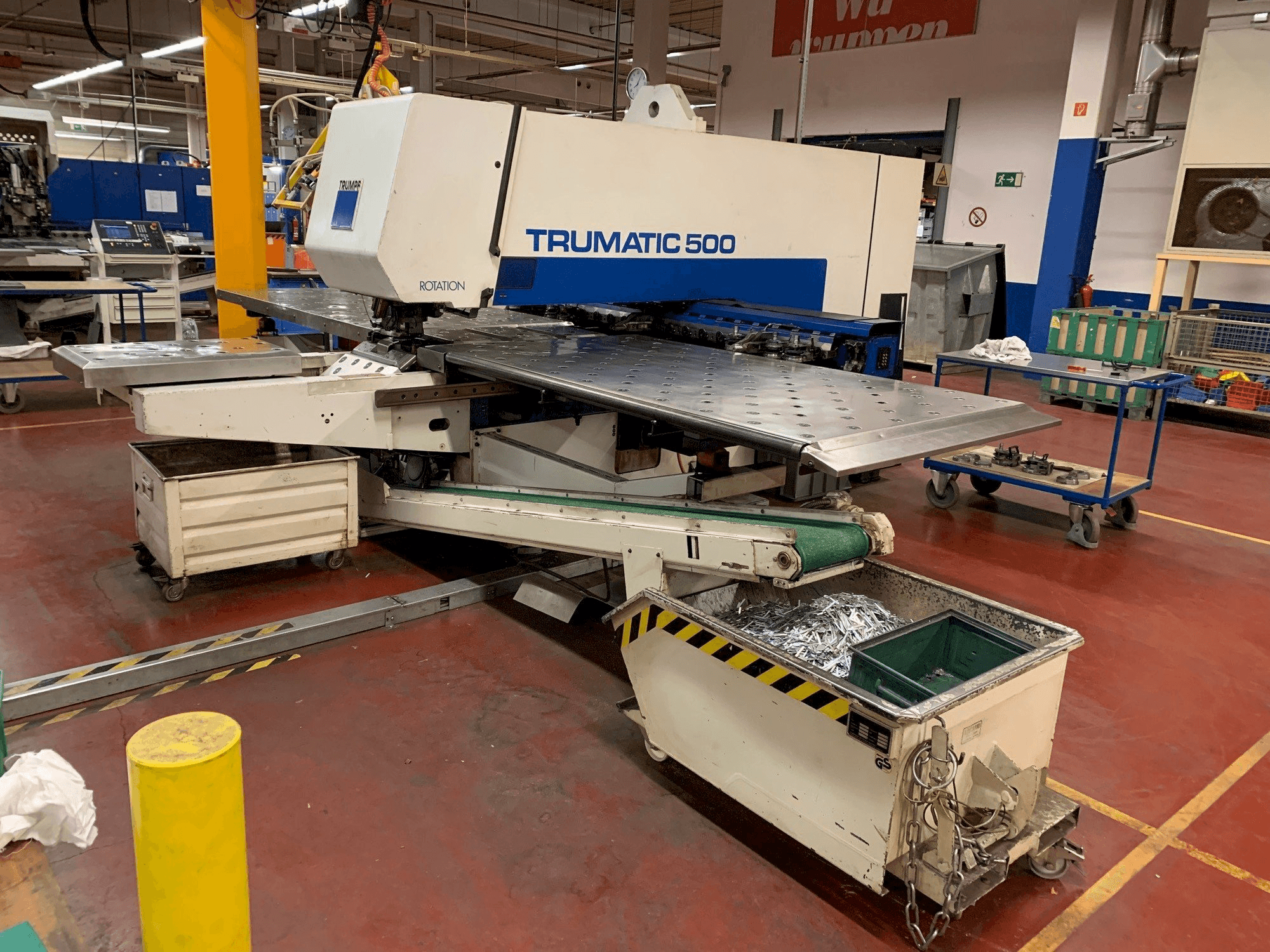 Front view of Trumpf TC 500 R machine