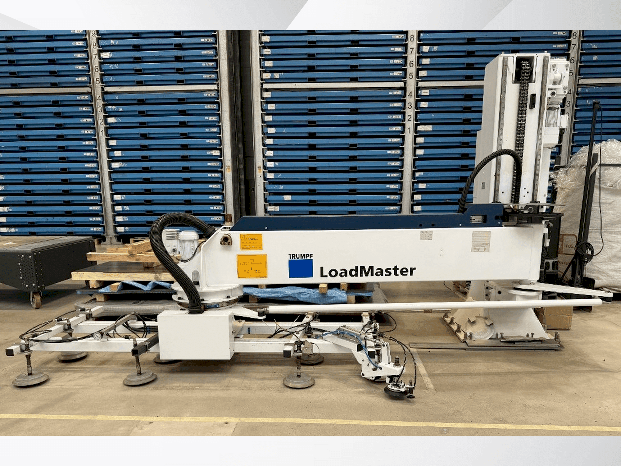 Front view of TRUMPF LoadMaster machine