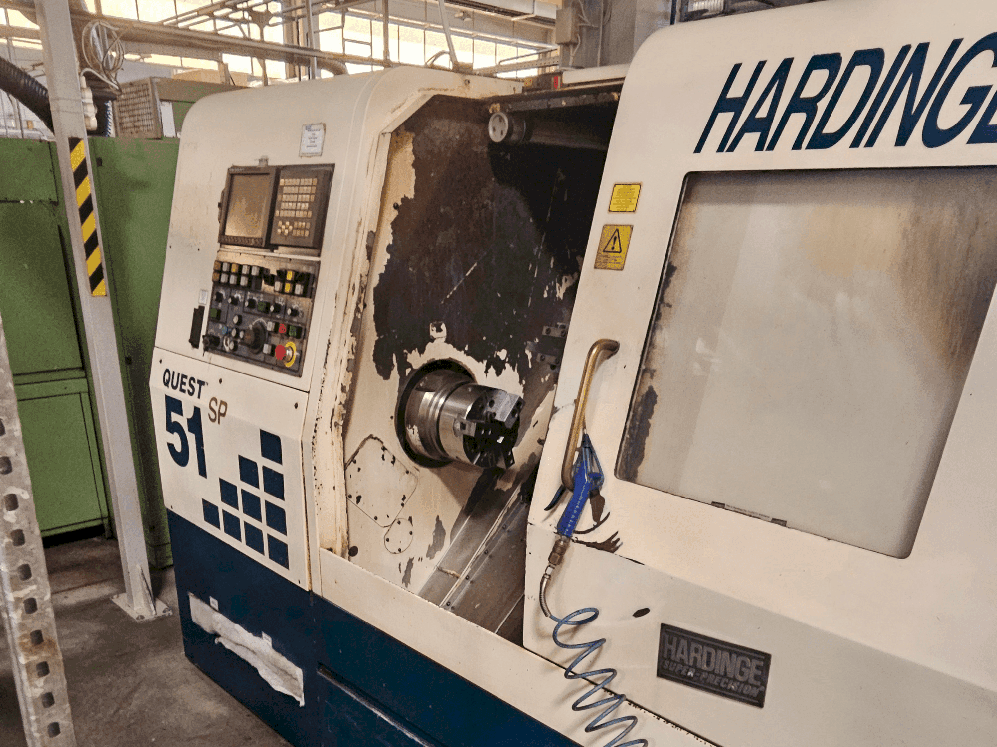 Front view of HARDINGE Quest 51 SP machine