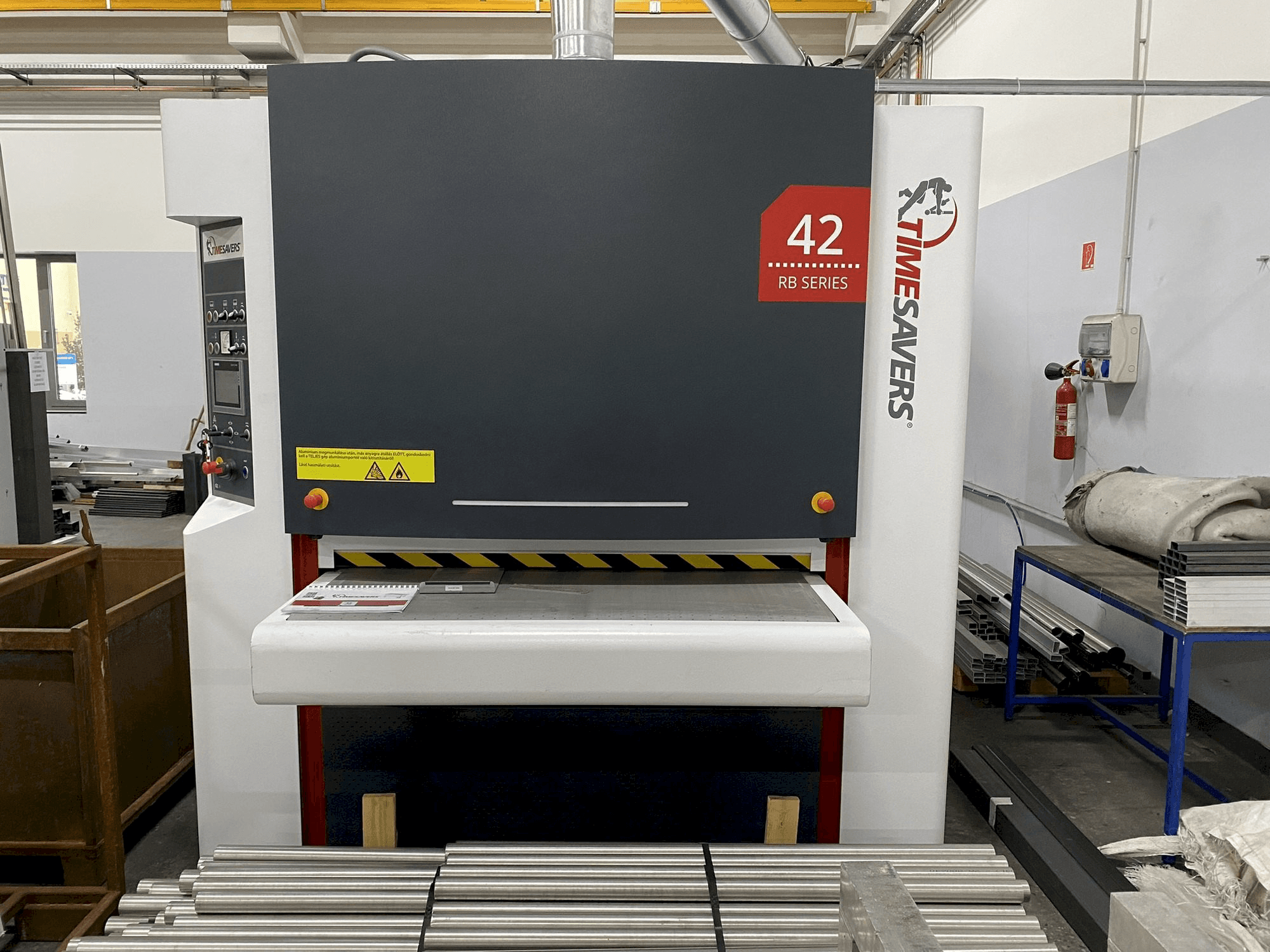 Front view of TIMESAVERS 42-SERIE-1350-WRB machine