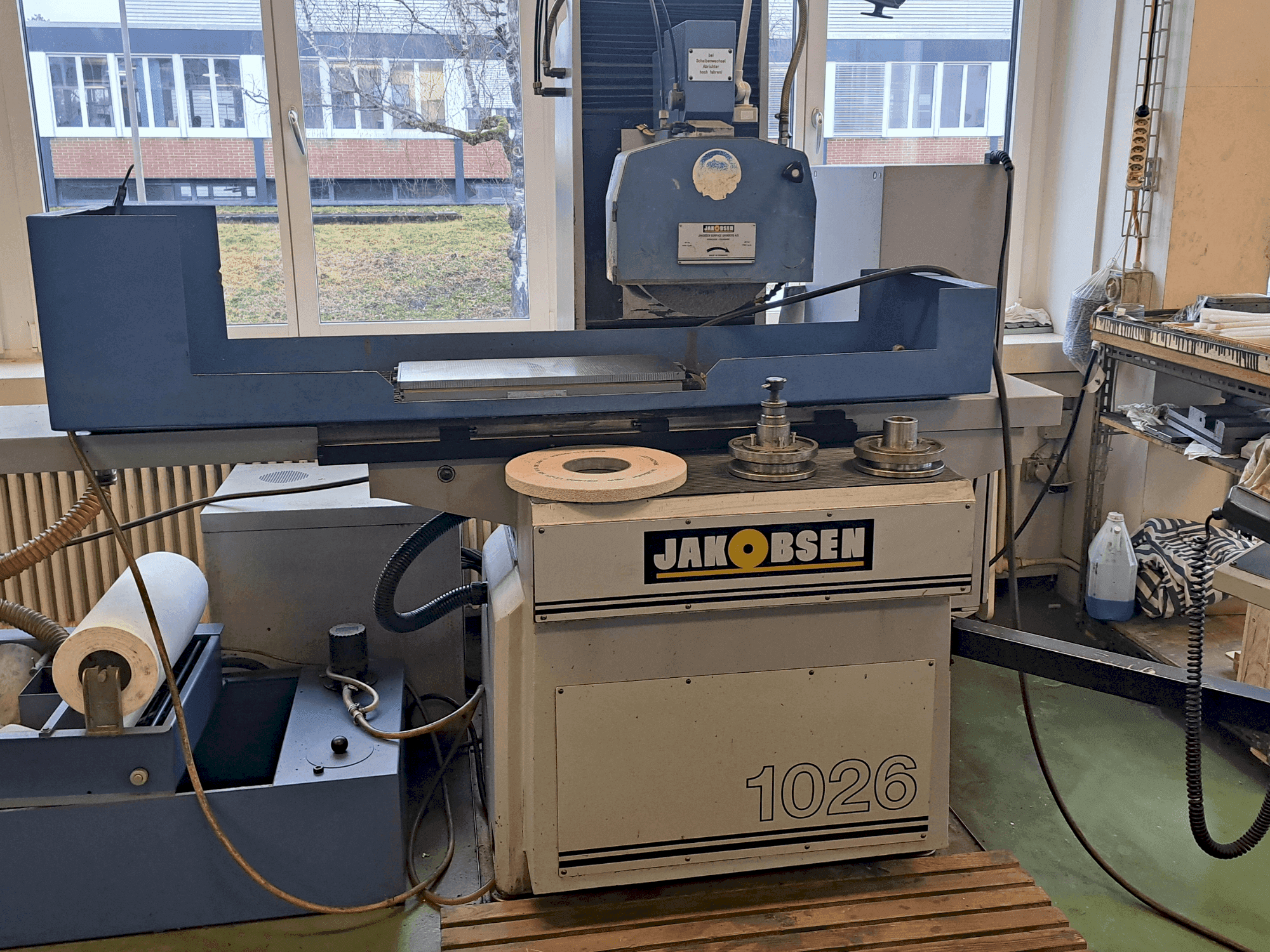 Front view of JAKOBSEN AC-1026 machine