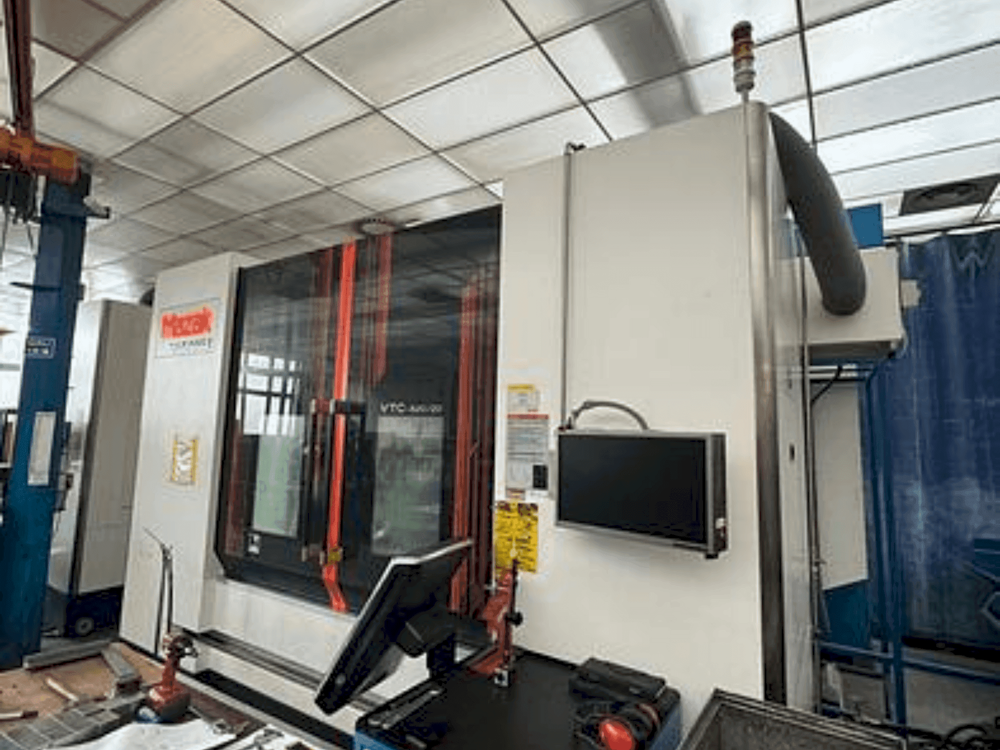 Front view of Mazak VTC 820/20 machine