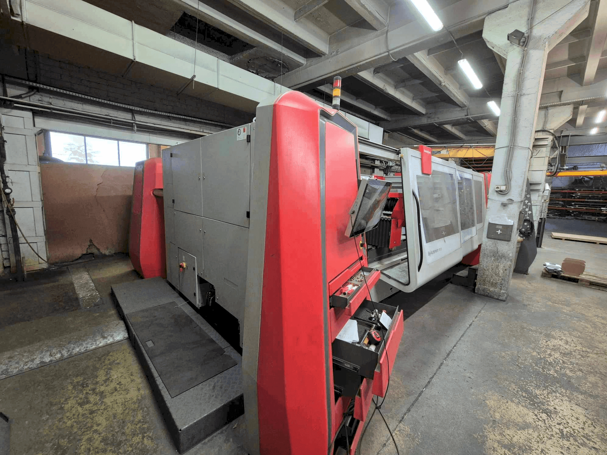 Front view of Bystronic ByAutonom 3015 machine