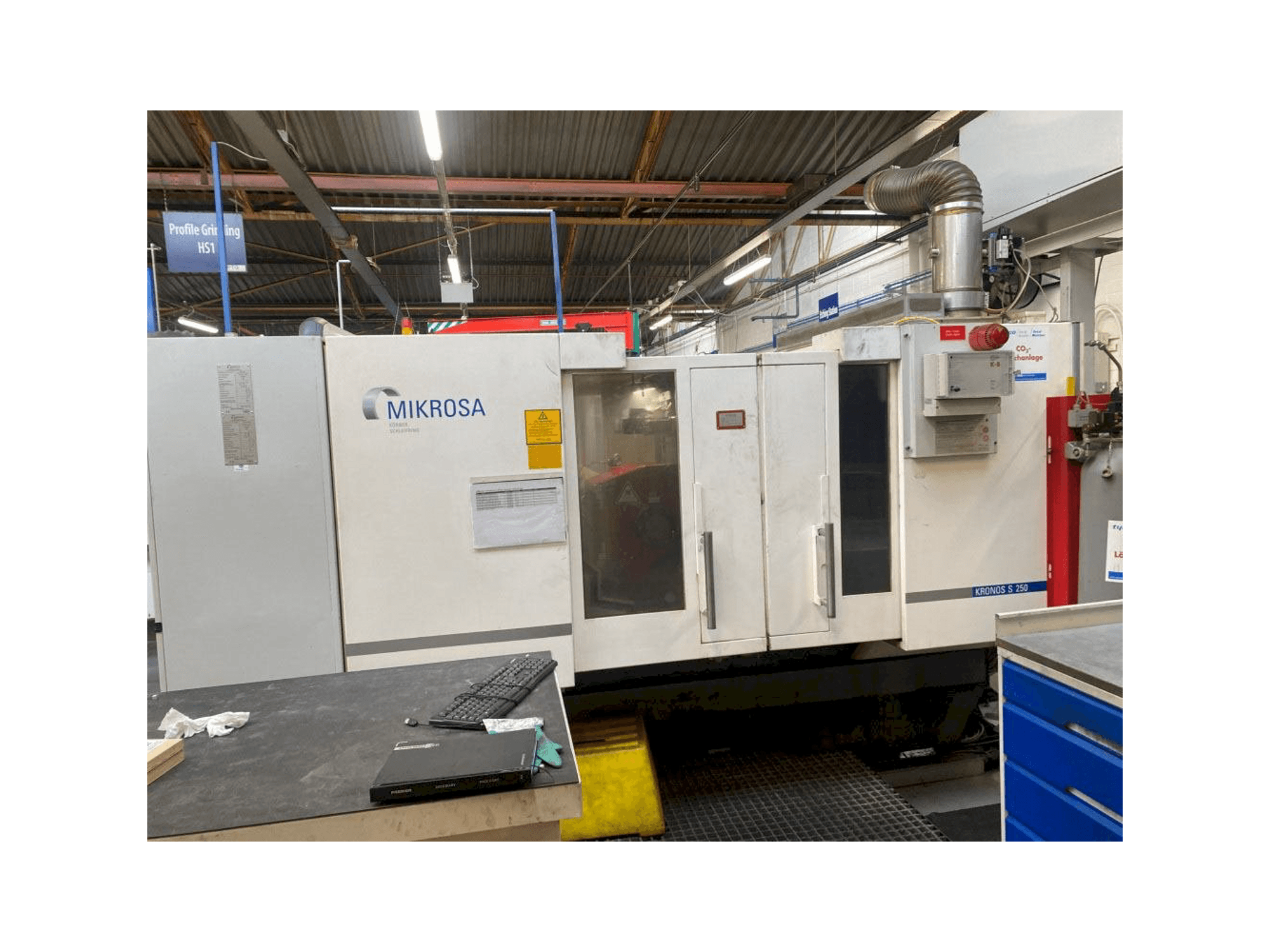 Front view of Schaudt Mikrosa Kronos S250 machine