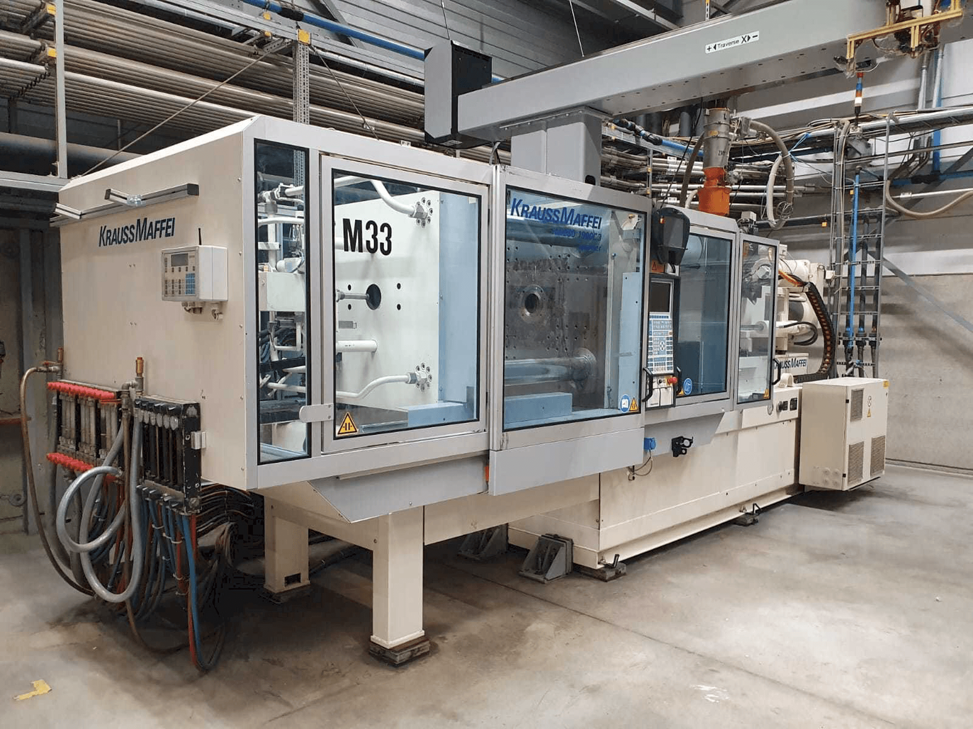 Front view of Krauss Maffei 280-1900 C3 machine