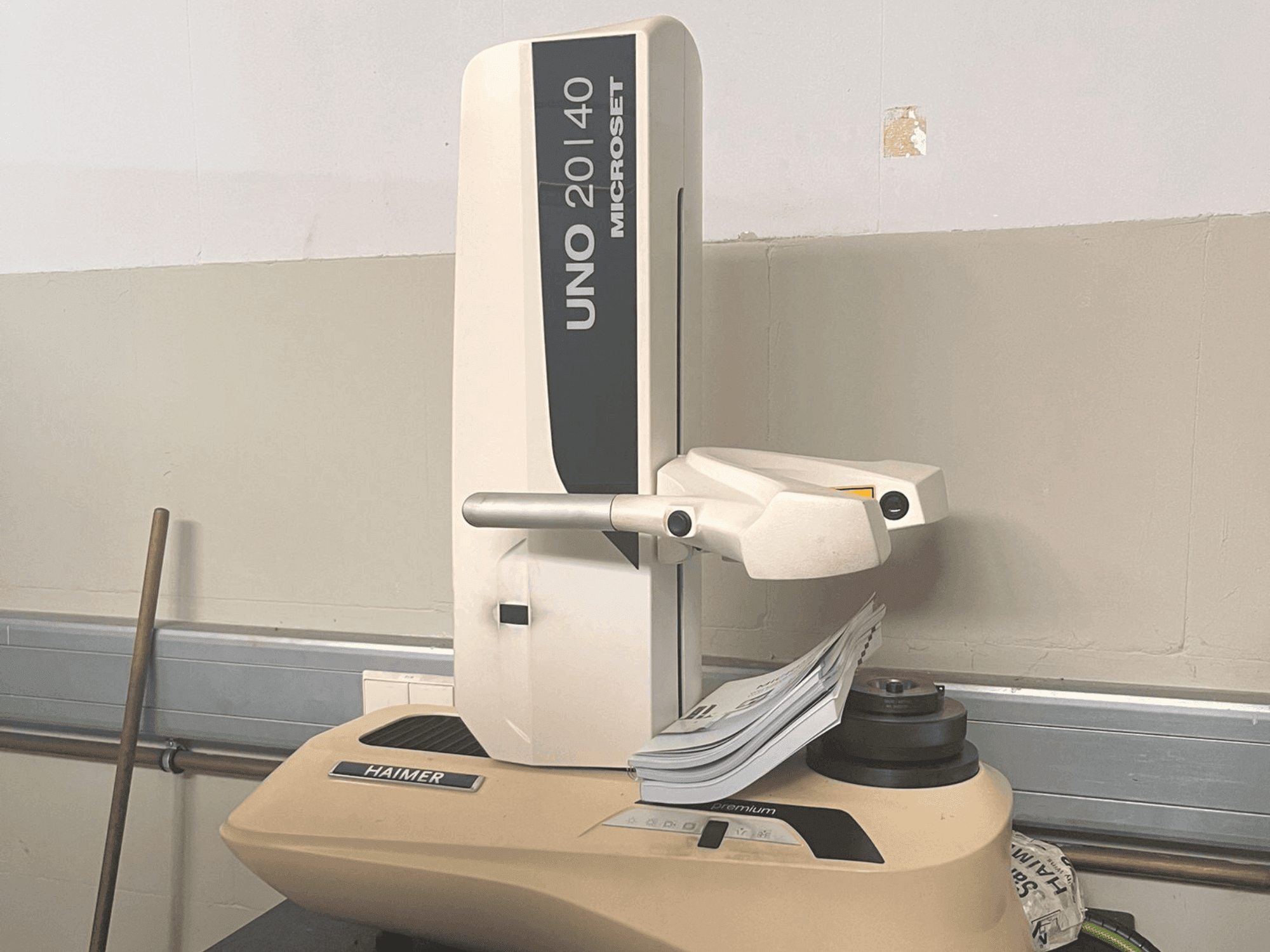 Front view of HAIMER UNO 20|40 machine