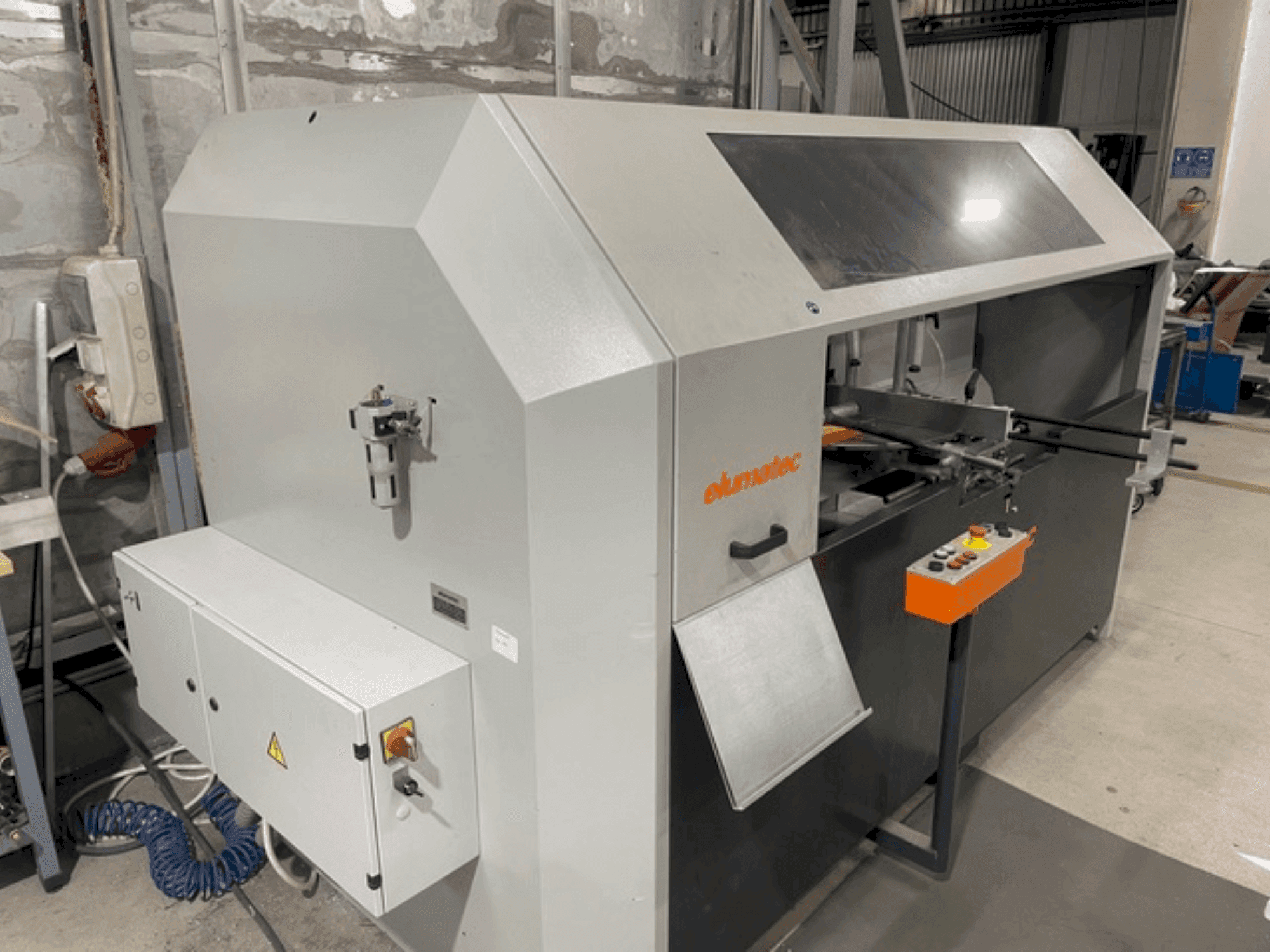 Front view of Elumatec AKS134/64 machine