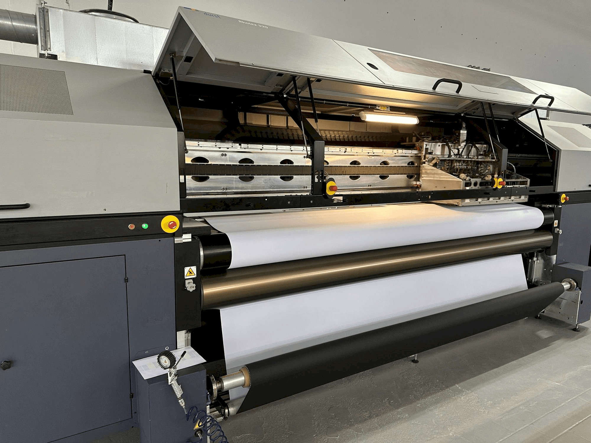 Front view of Durst Rhotex 320 machine