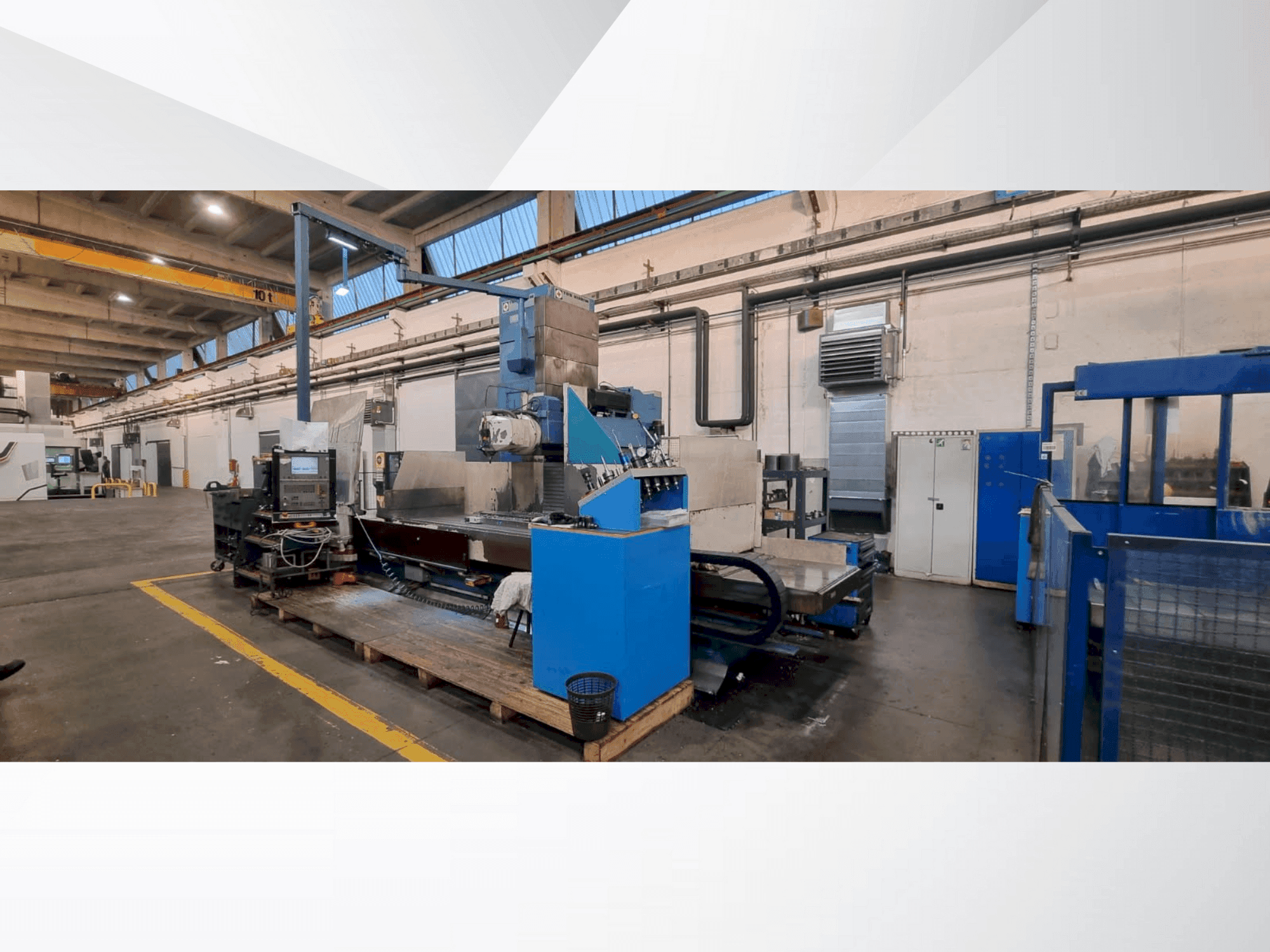 Front view of TOS KUŘIM FS 100 S/A3 machine