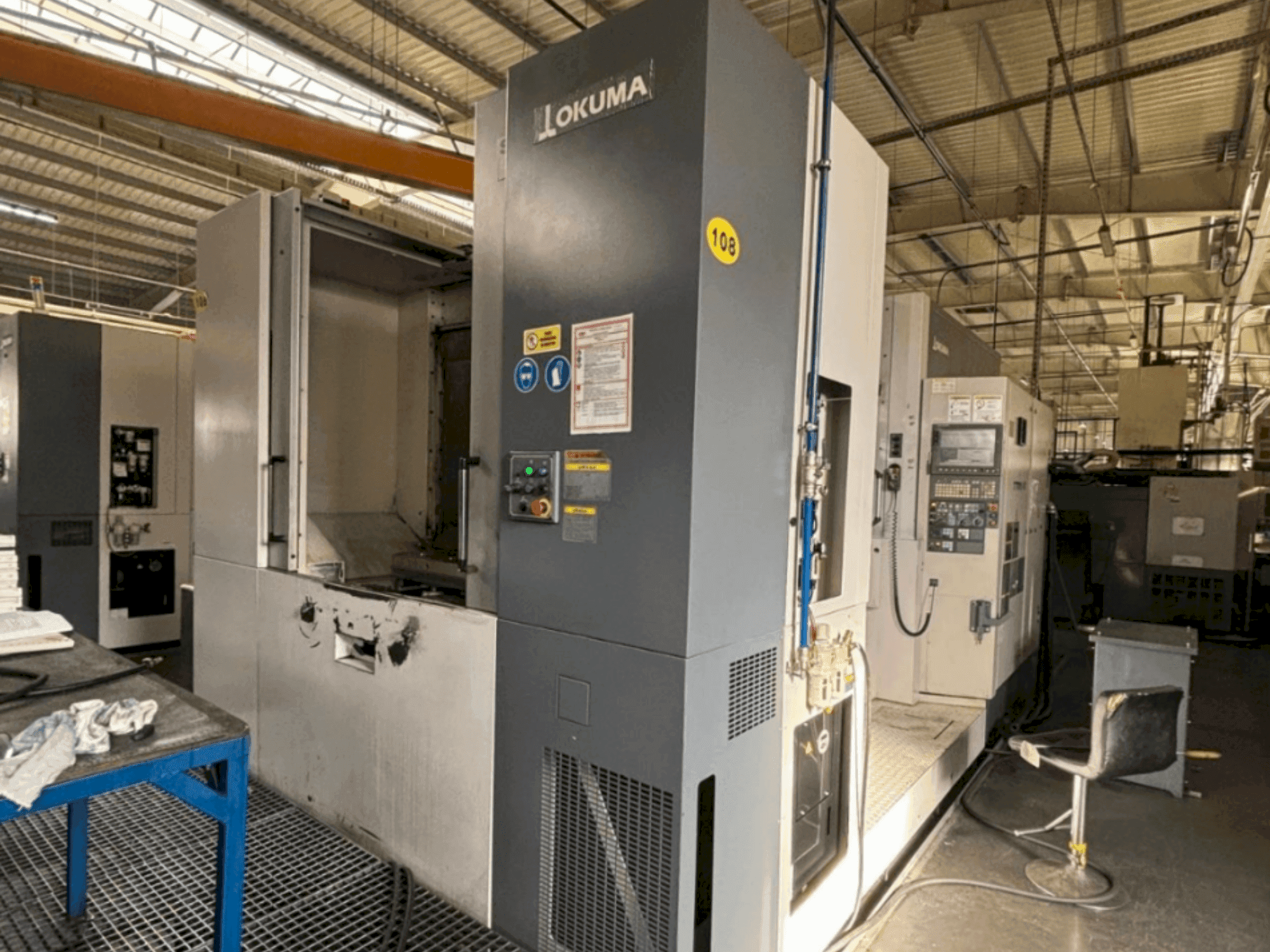 Front view of Okuma MA 600 HB machine