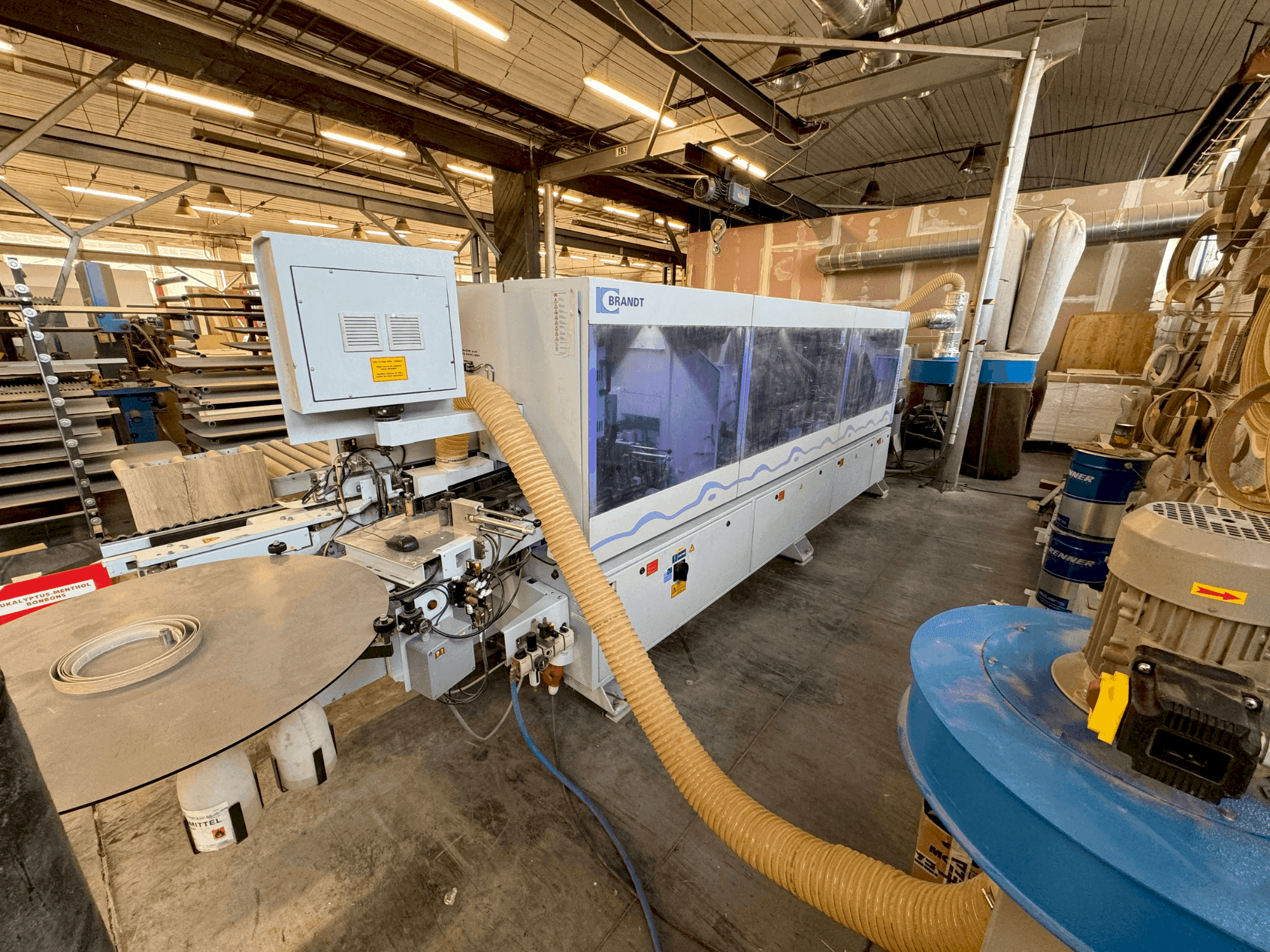 Front view of HOMAG Brandt KDF 650 machine