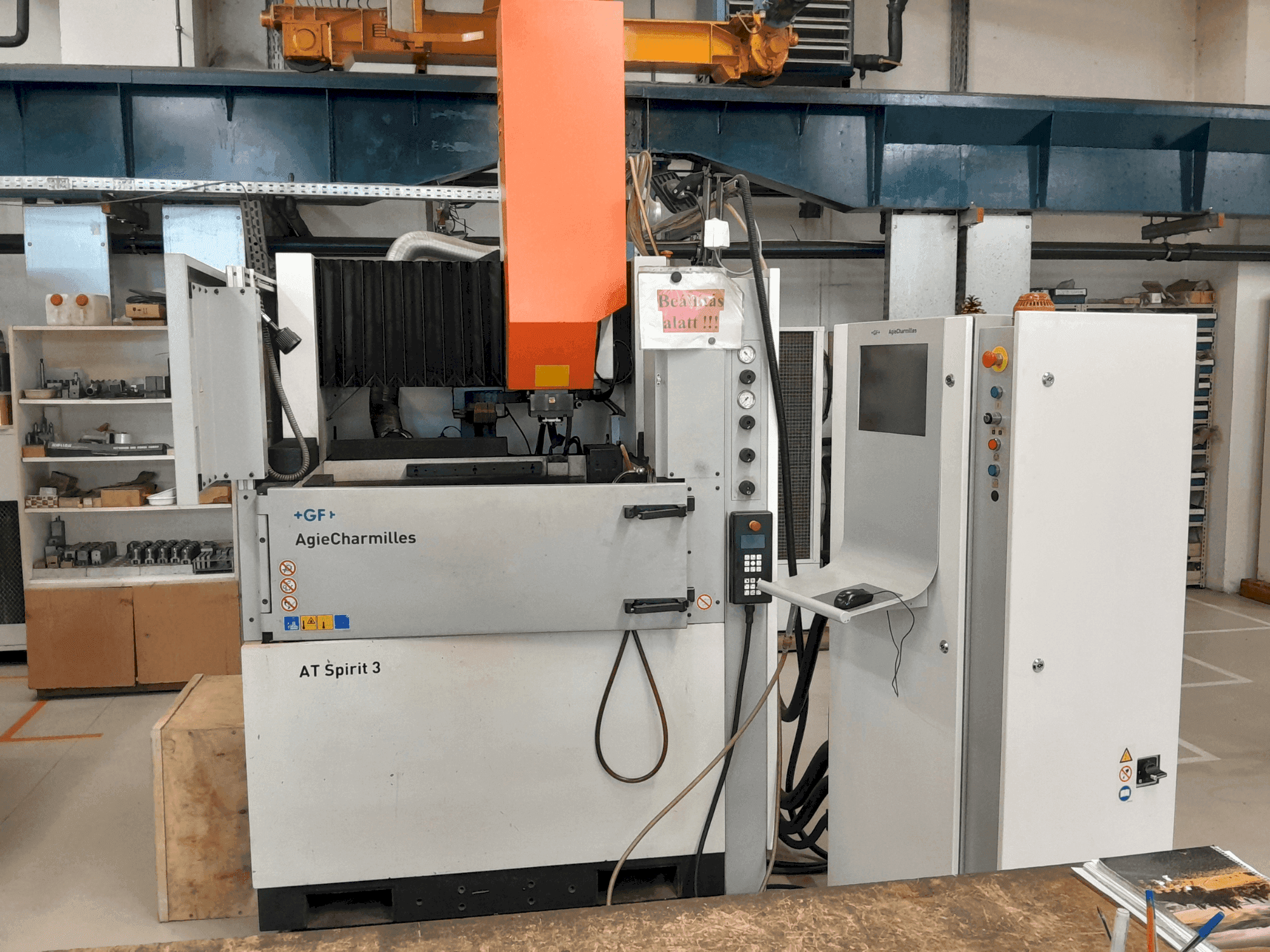 Front view of AgieCharmilles Spirit 3 machine