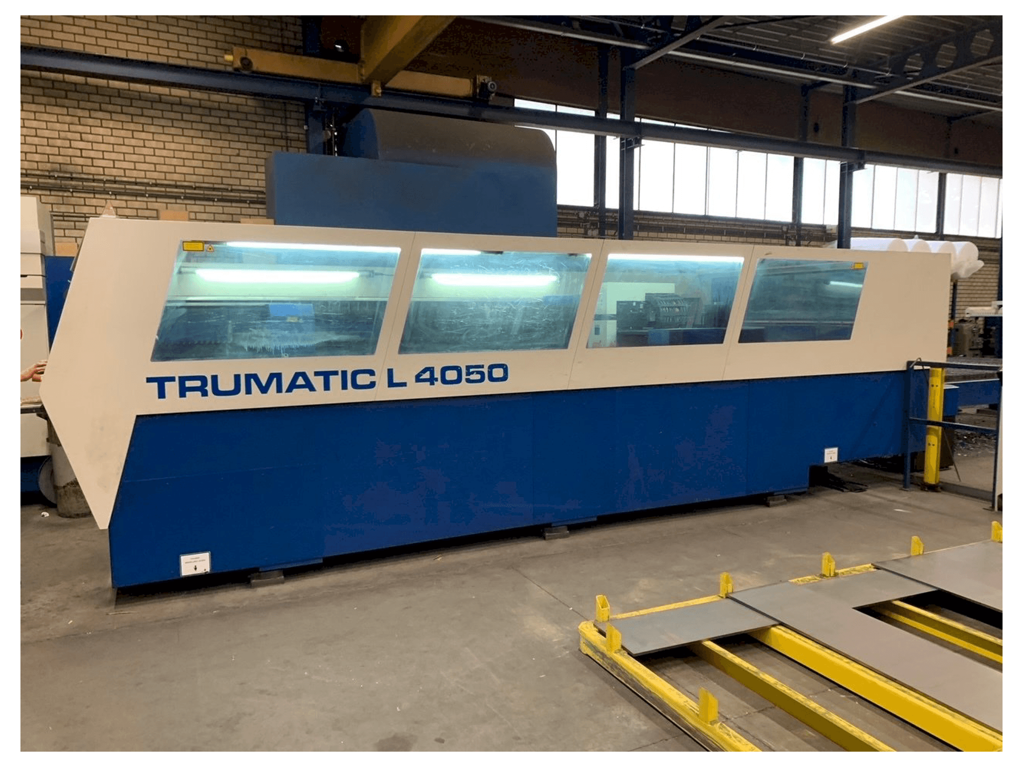 Front view of Trumpf Trumatic L4050 5kW CO2 + Liftmaster machine