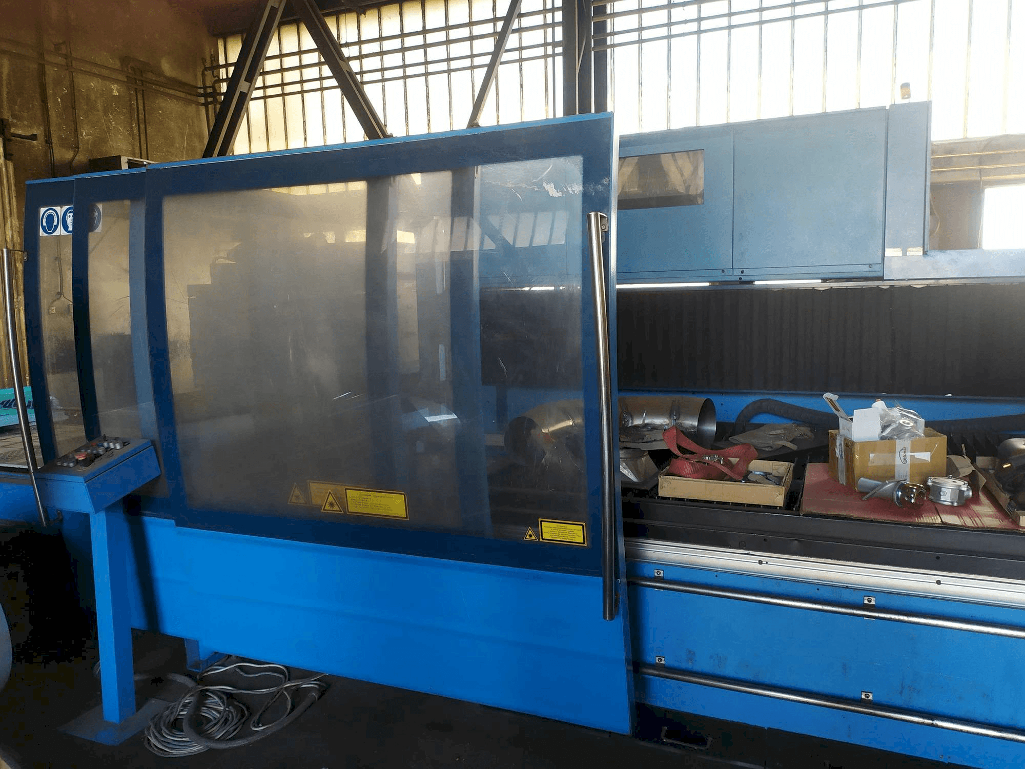 Front view of Prima Industrie Platino 1530HS machine