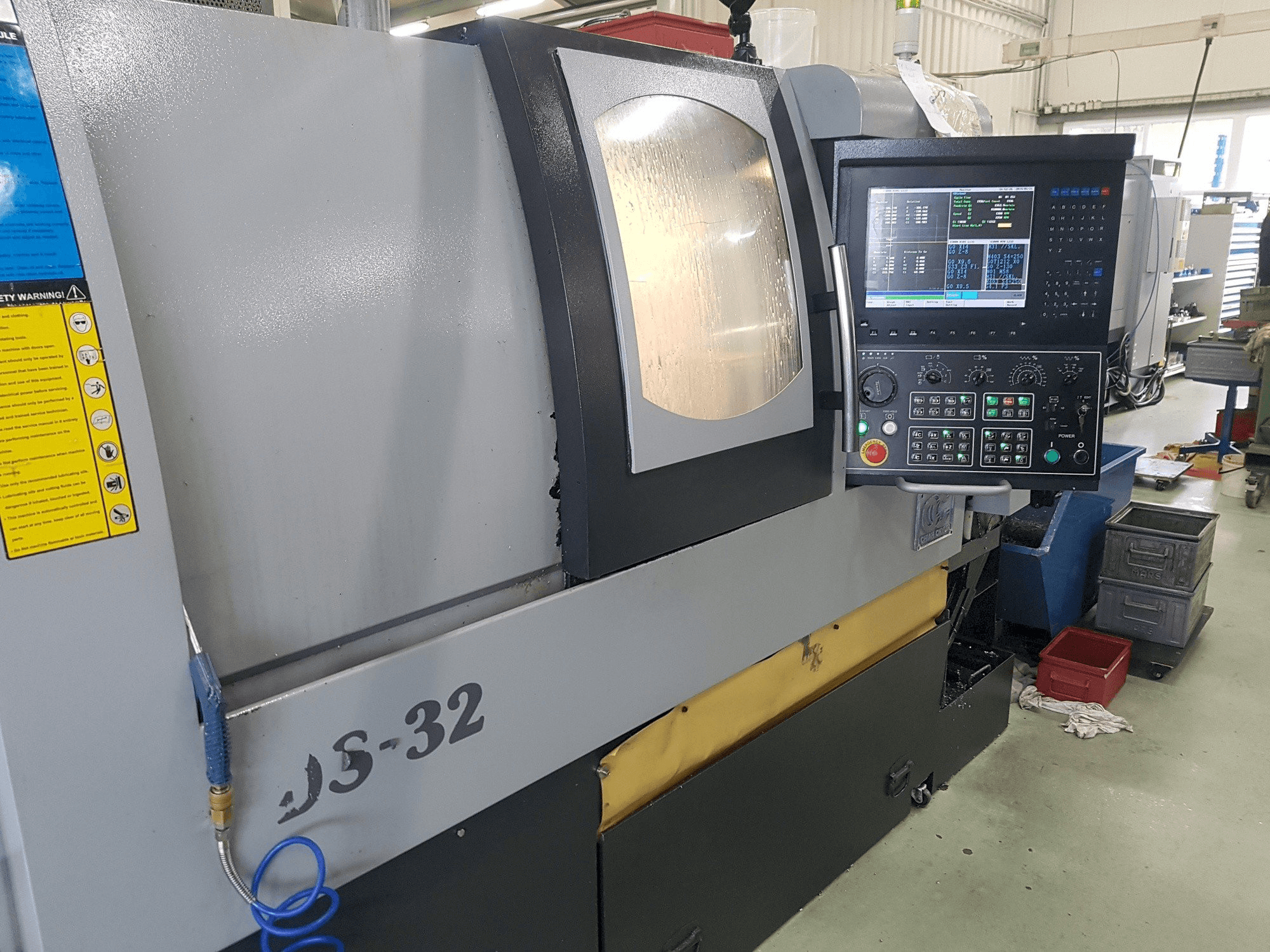 Front view of Chiah-Chyun CDS-32 machine