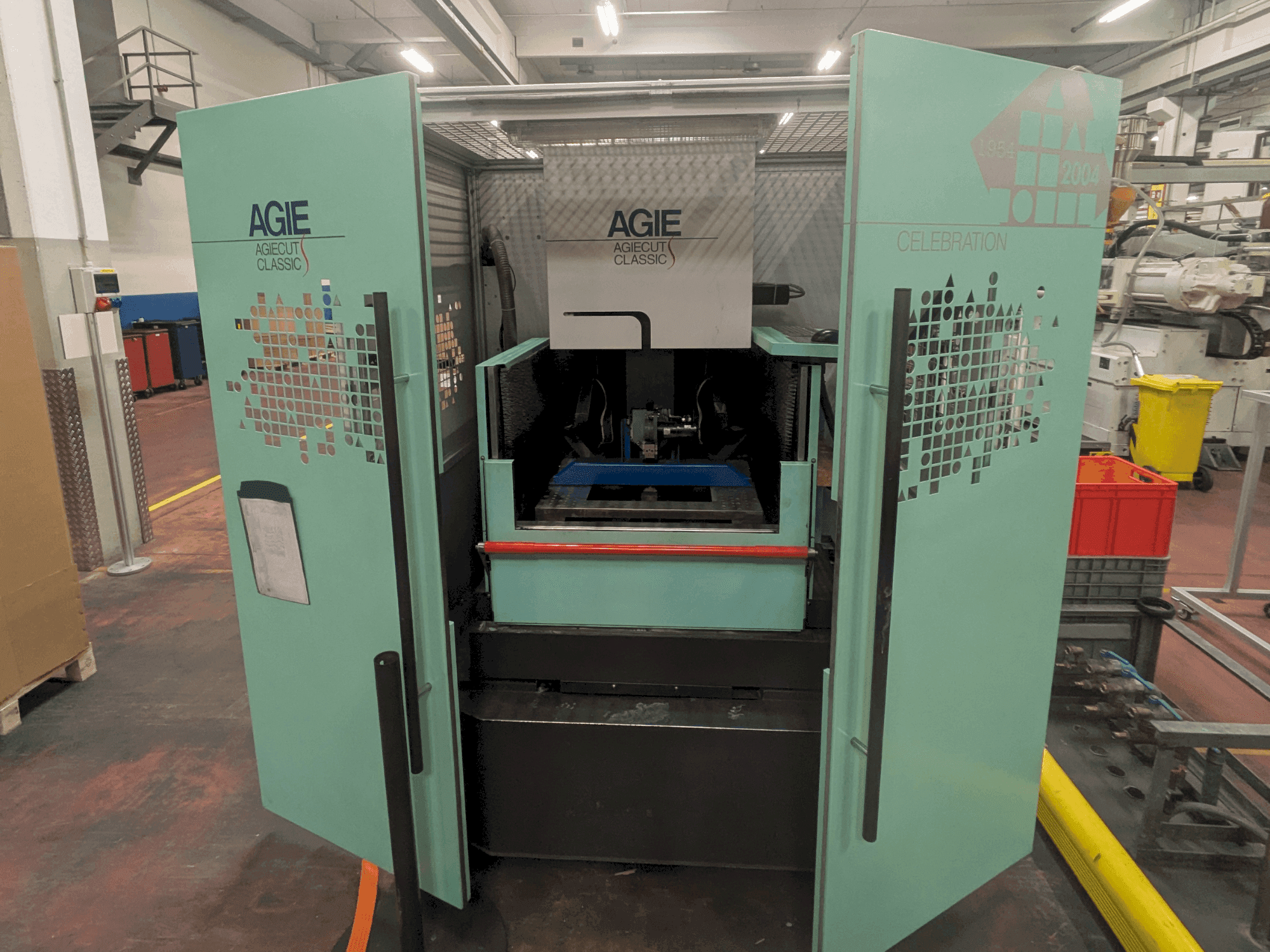 Front view of AGIE Agiecut Classic 2S machine