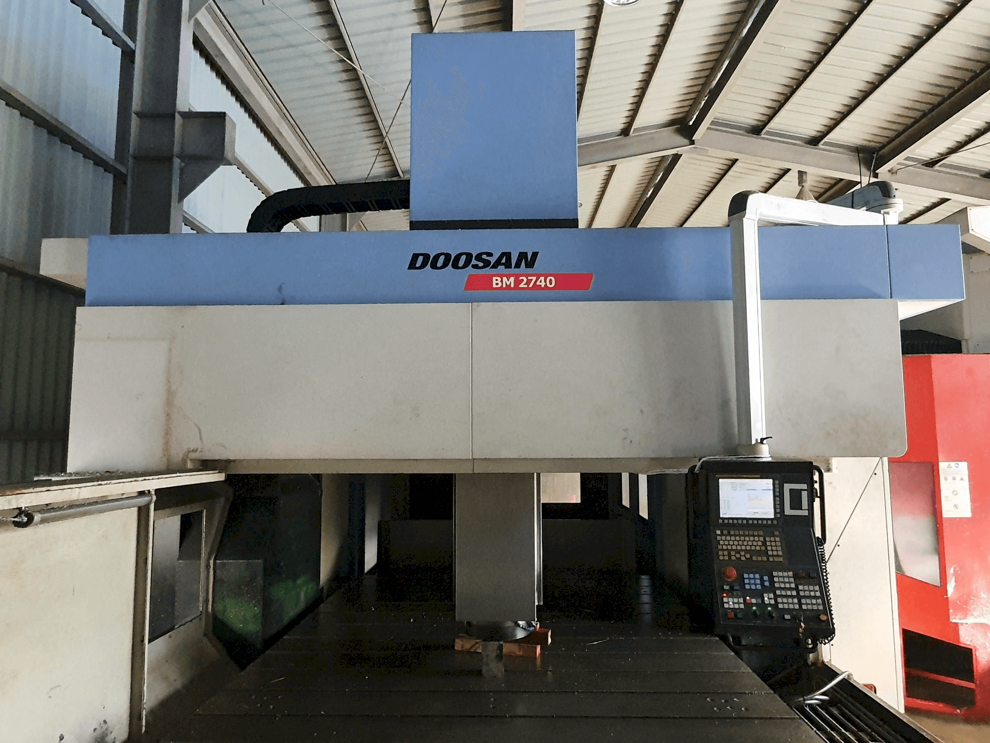 Front view of Doosan BM2740 machine