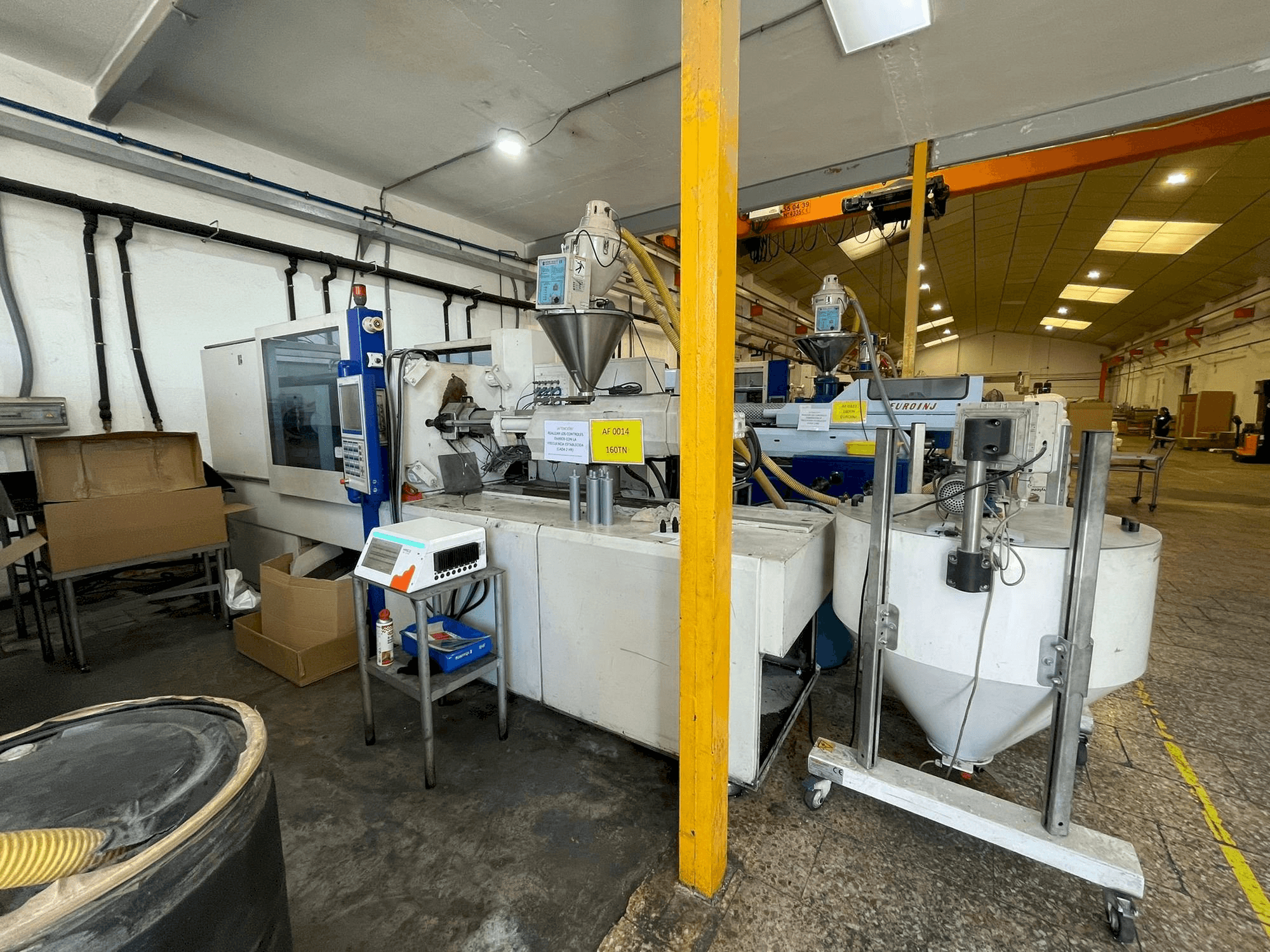 Front view of Battenfeld HM 160/525 E machine