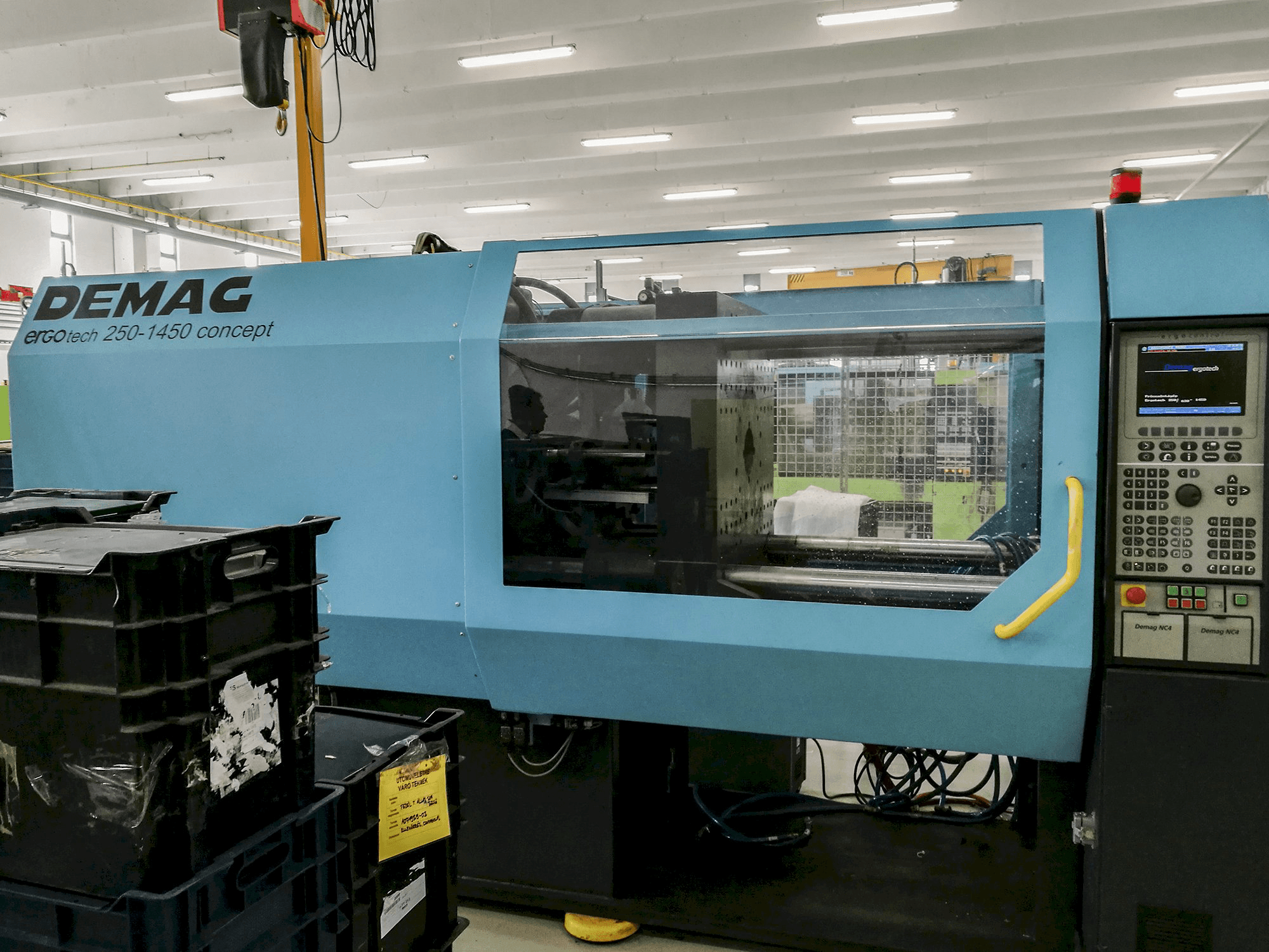 Front view of DEMAG Ergotech concept 2500-1450 Machine