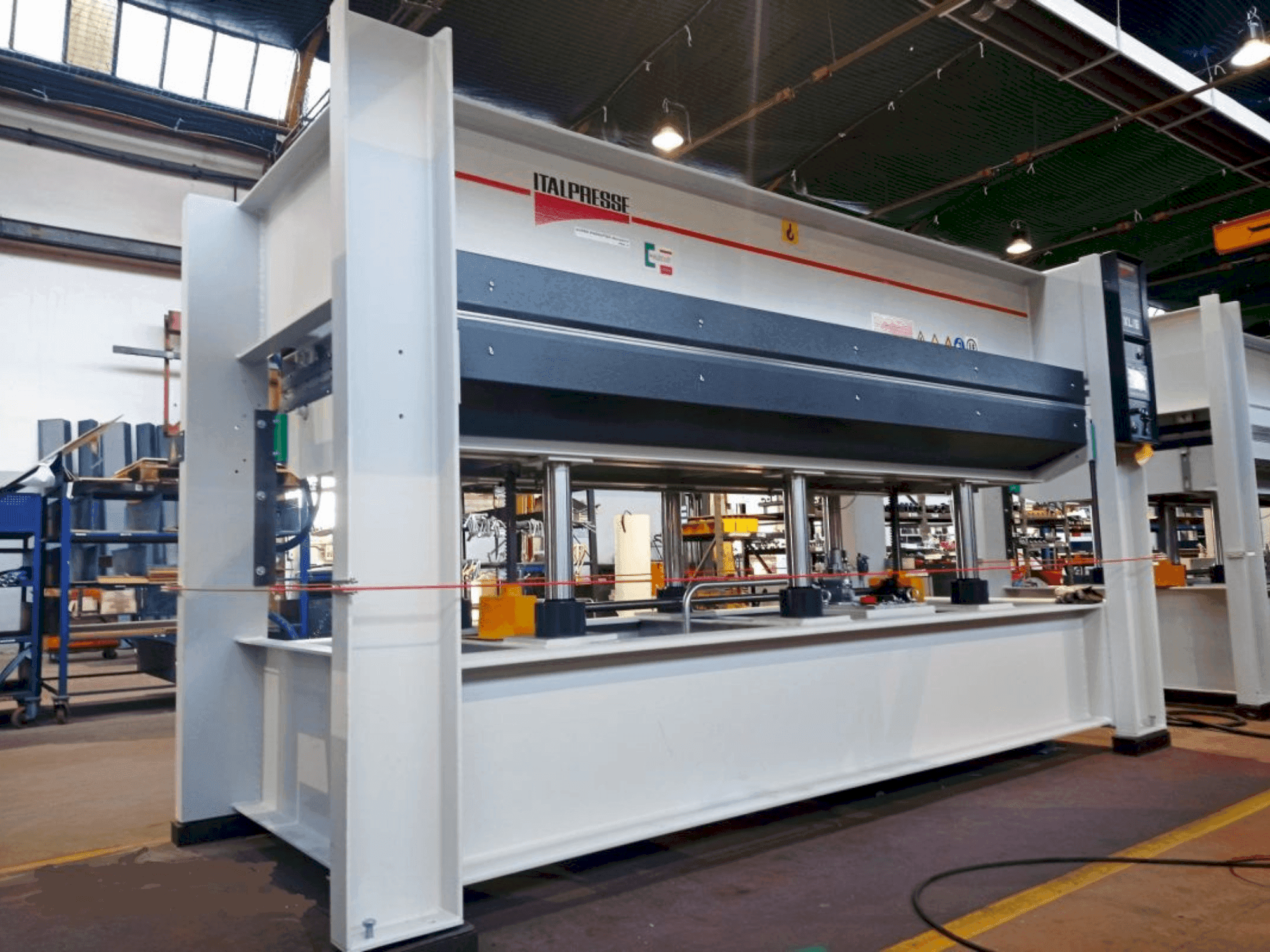 Front view of ITALPRESSE XL/6 30-13 PM BO machine
