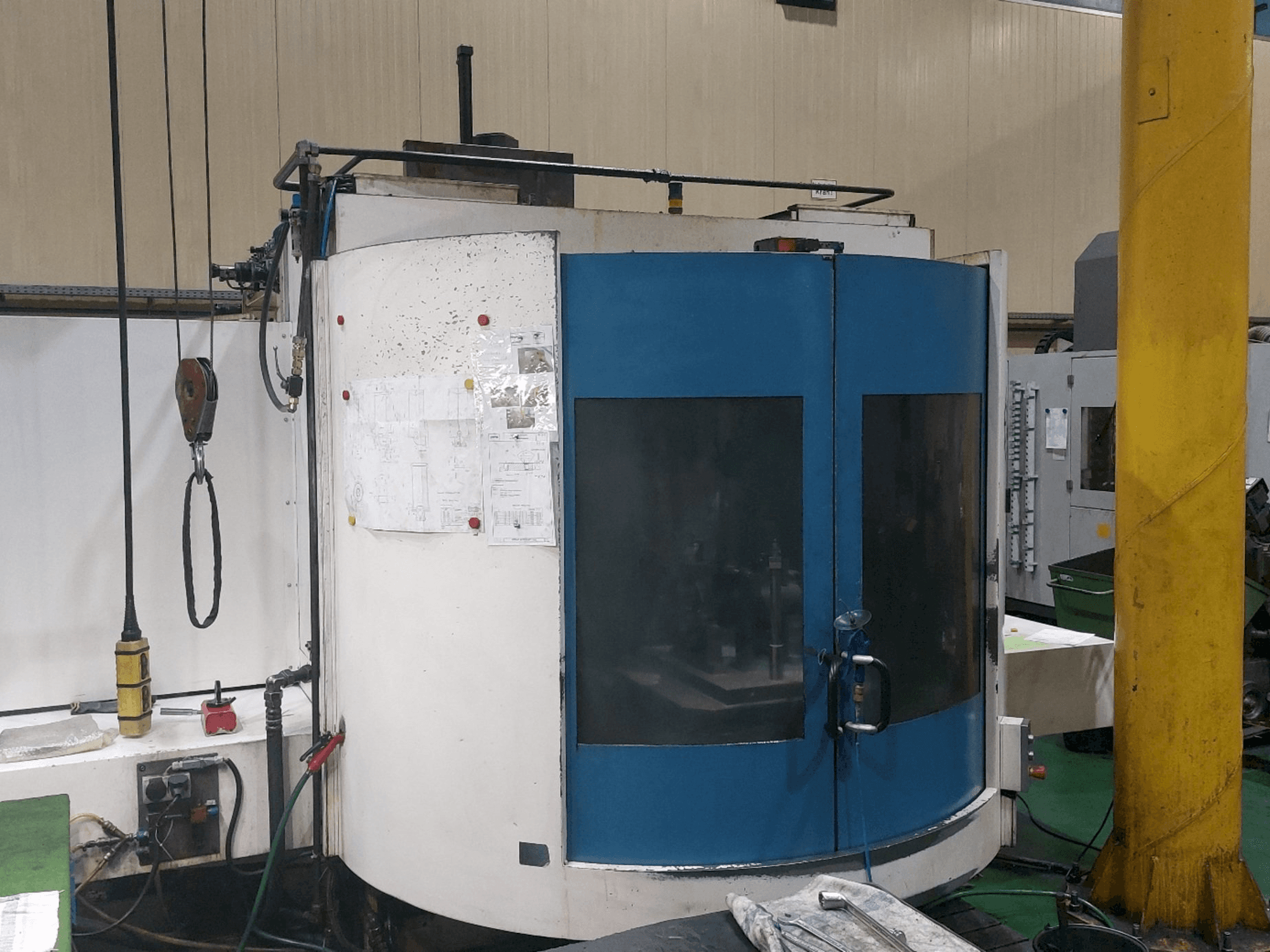 Front view of Heckert CWK630 machine