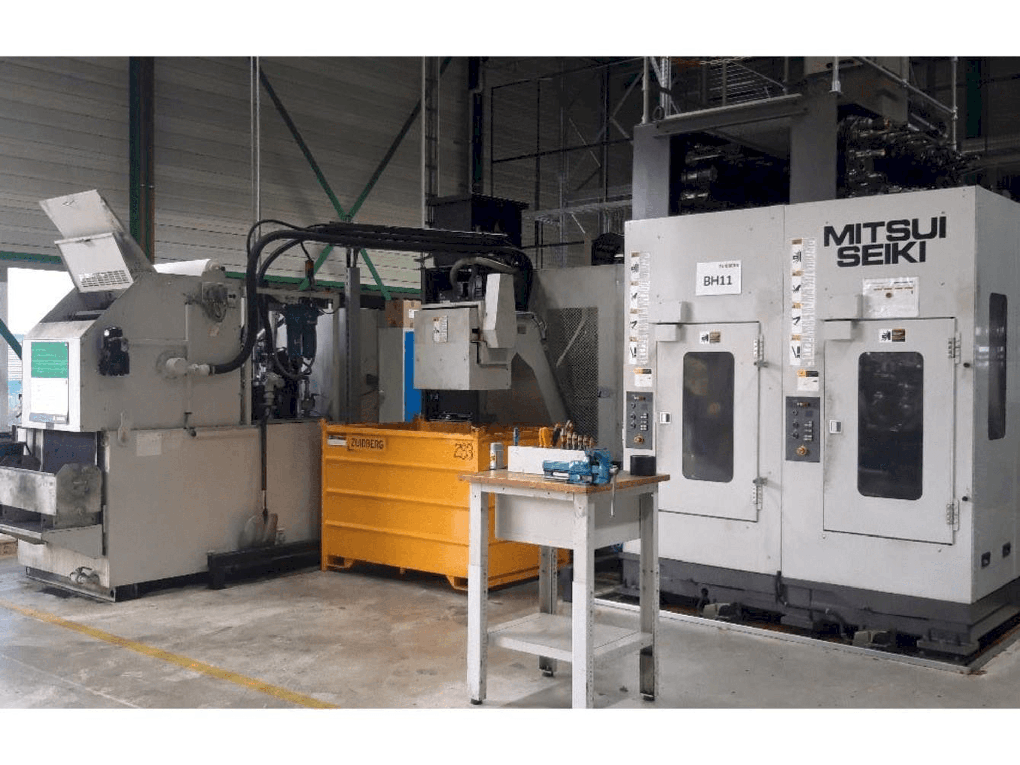 Front view of Mitsui Seiki HW630 machine