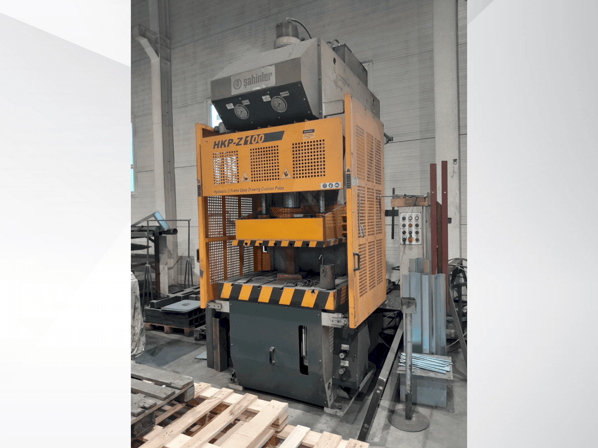 Front view of Sahinler HKP-Z 100 machine