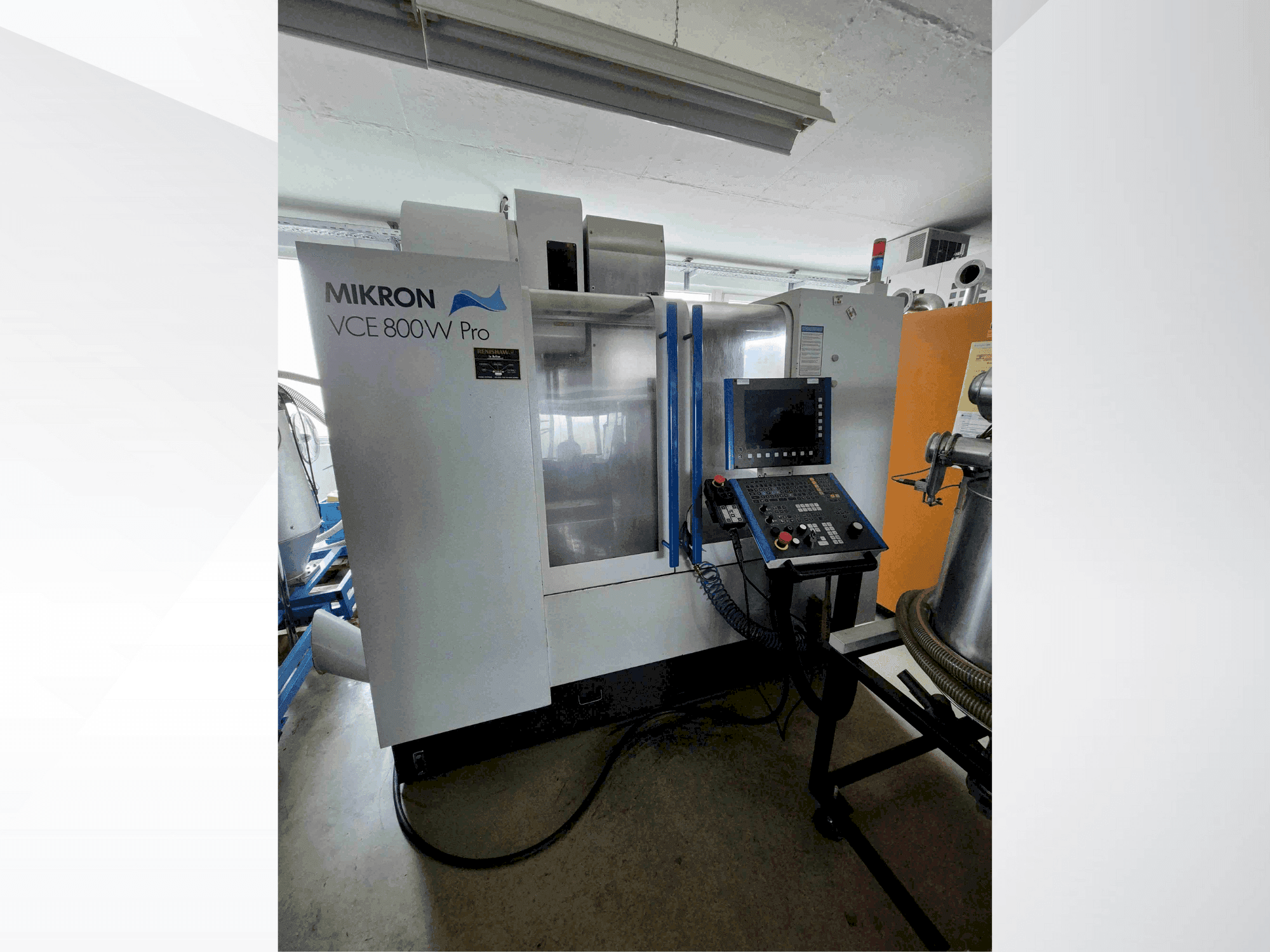 Front view of MIKRON VCE 800W Pro machine