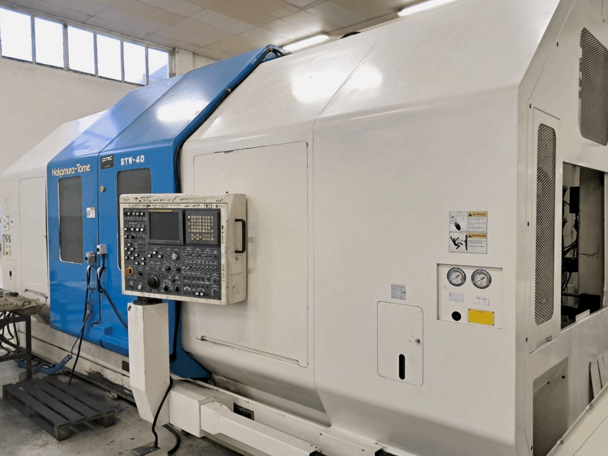 Front view of NAKAMURA-TOME STW-40 machine