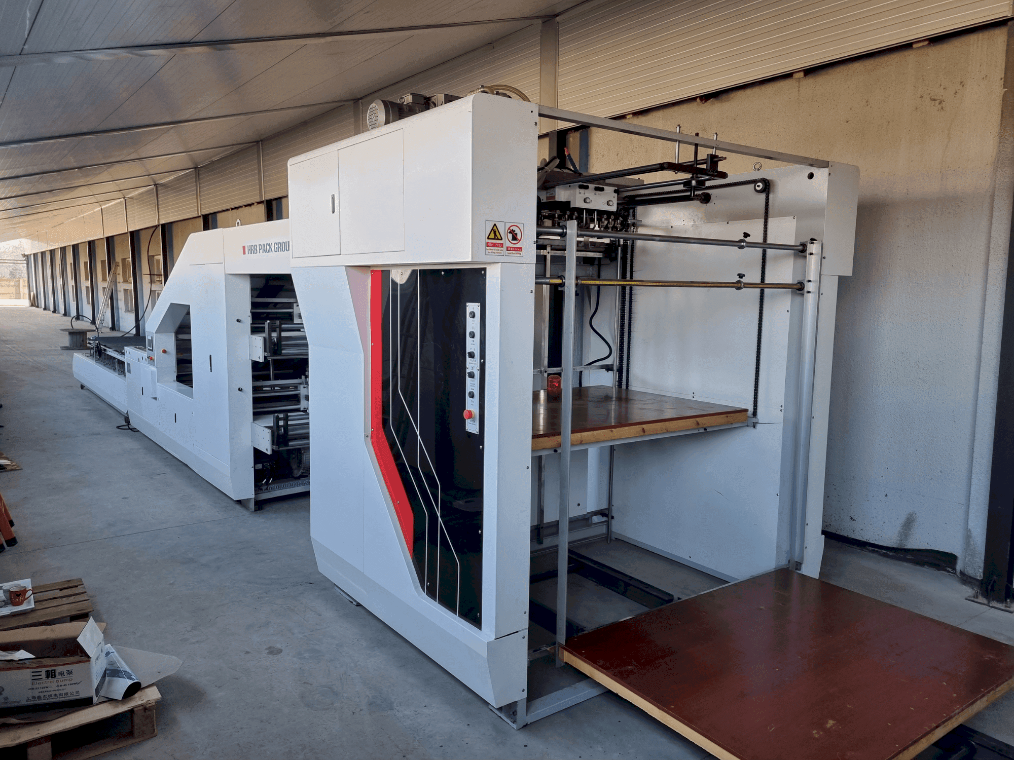 Front view of HRB HRB-1450F machine