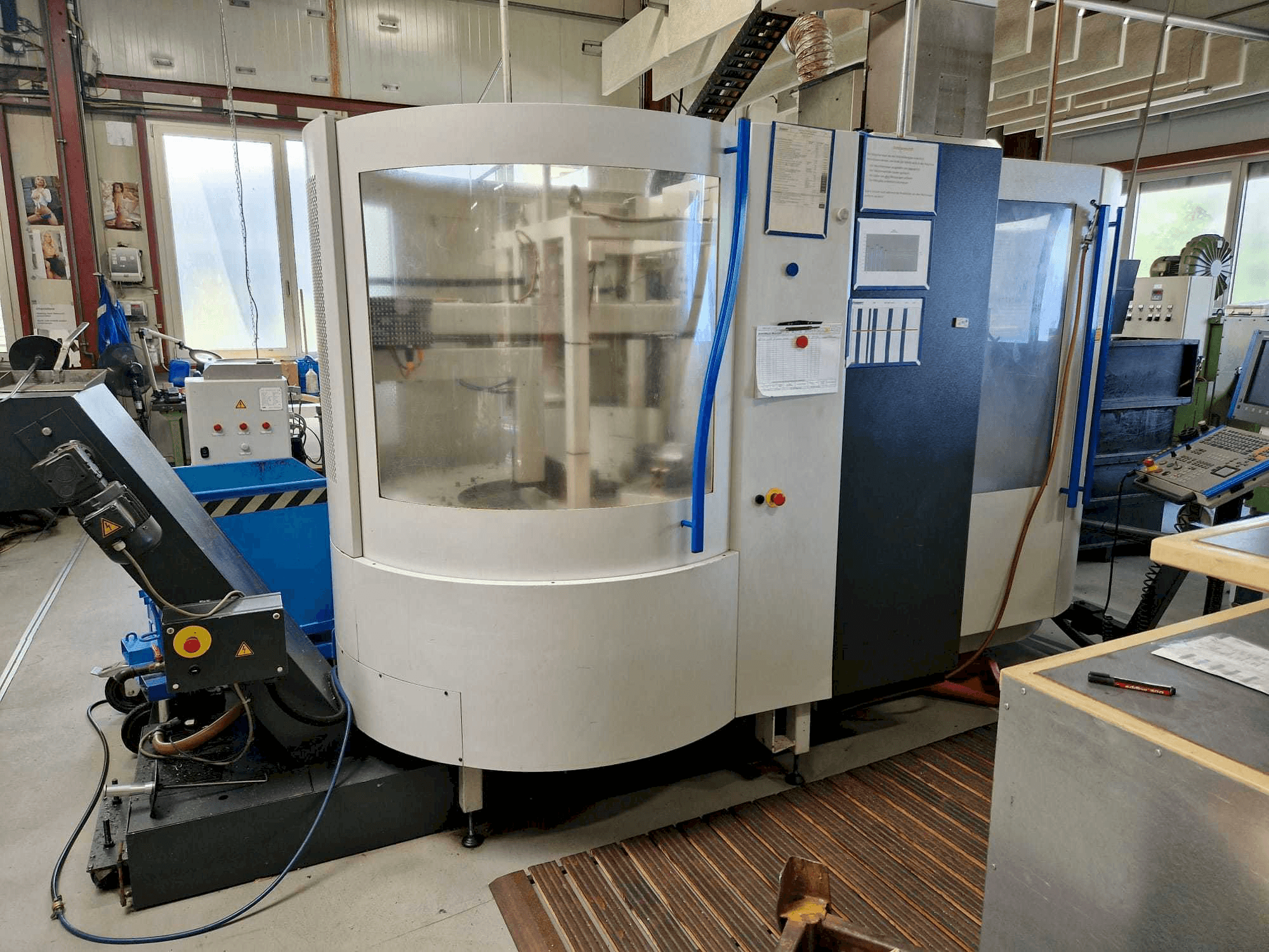 Front view of MIKRON UCP600 Vario machine